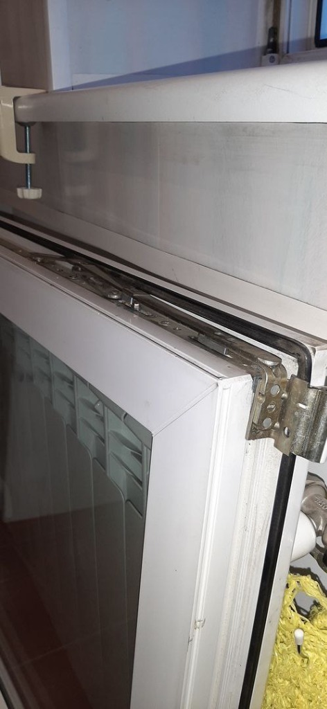 Ремонт и регулировка фурнитуры окна